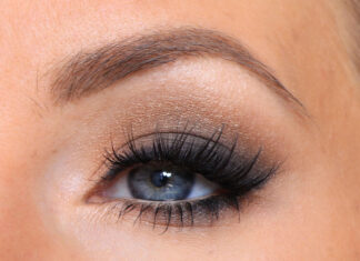 Smokey eyes med lösögonfransar (steg för steg)